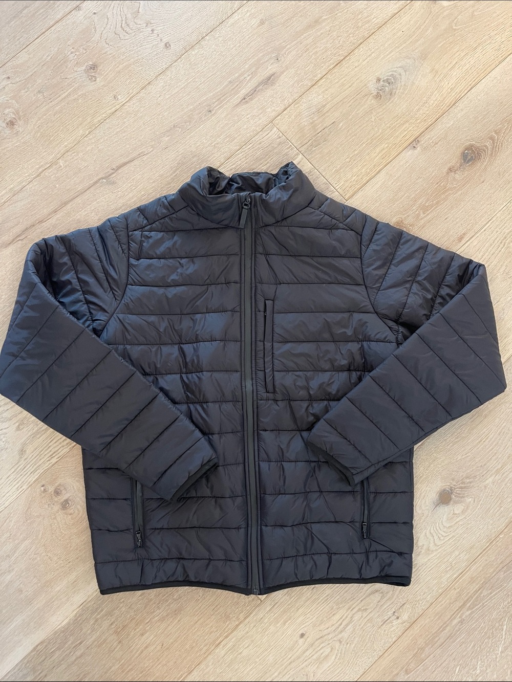 TASC Performance Mens Lightweight Packable Jacket - Black size medium